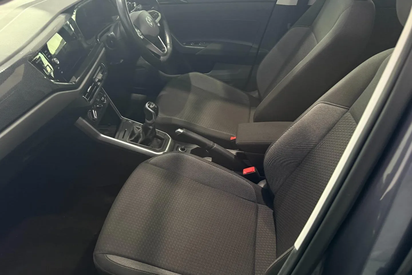 2025 Volkswagen Polo Hatch 1.0TSI Life Manual, photo 22 of 25