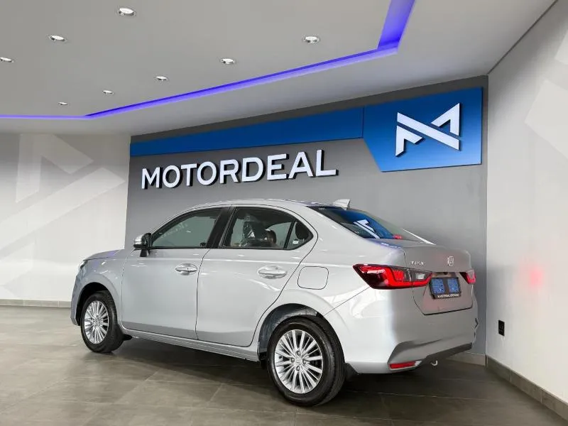 2026 Honda Amaze 1.2 Trend, photo 8 of 11