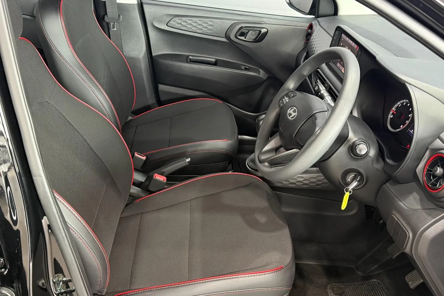 2026 Hyundai Grand i10 1.0 Motion Hatch, photo 21 of 21