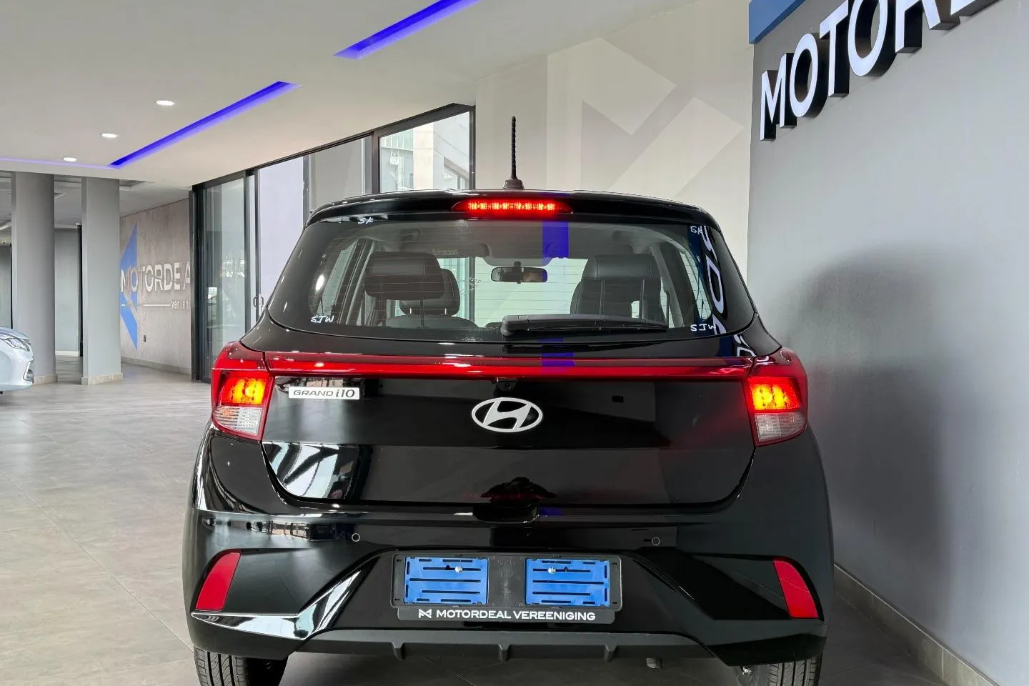 2026 Hyundai Grand i10 1.0 Motion Hatch, photo 6 of 12