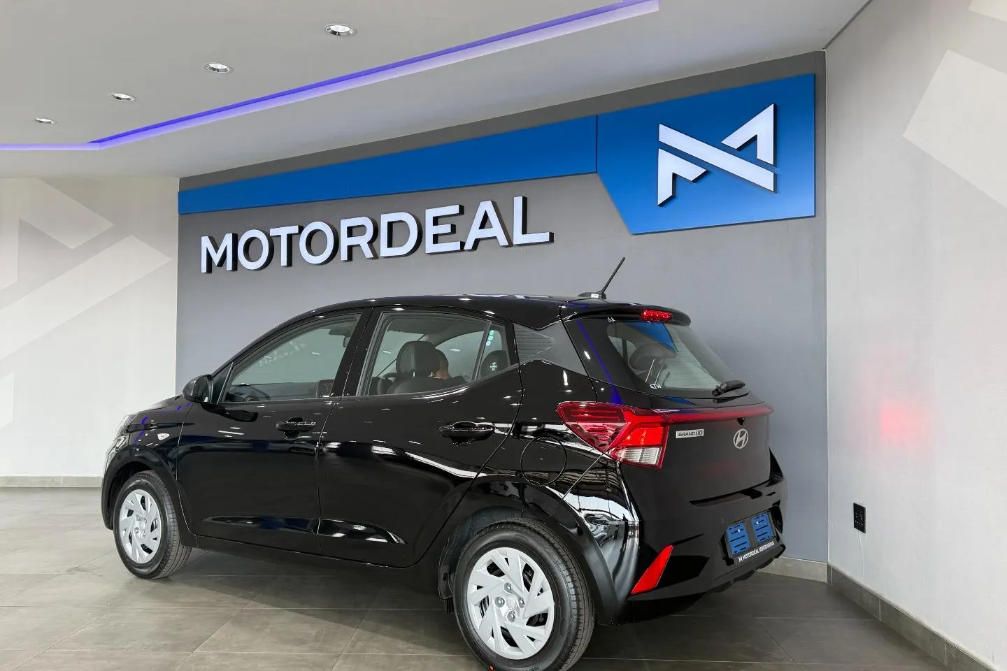 2026 Hyundai Grand i10 1.0 Motion Hatch, photo 8 of 12