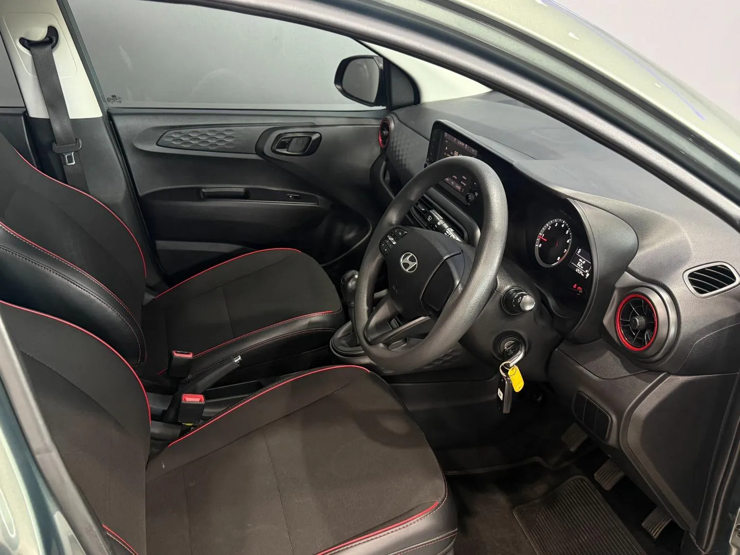 2026 Hyundai Grand i10 1.0 Premium Hatch, photo 16 of 21