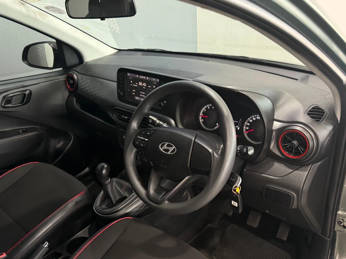 2026 Hyundai Grand i10 1.0 Premium Hatch, photo 18 of 21