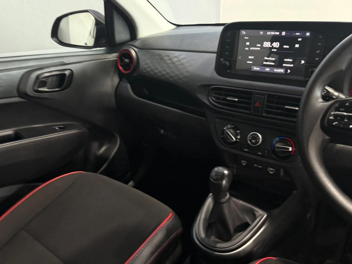 2026 Hyundai Grand i10 1.0 Premium Hatch, photo 21 of 21