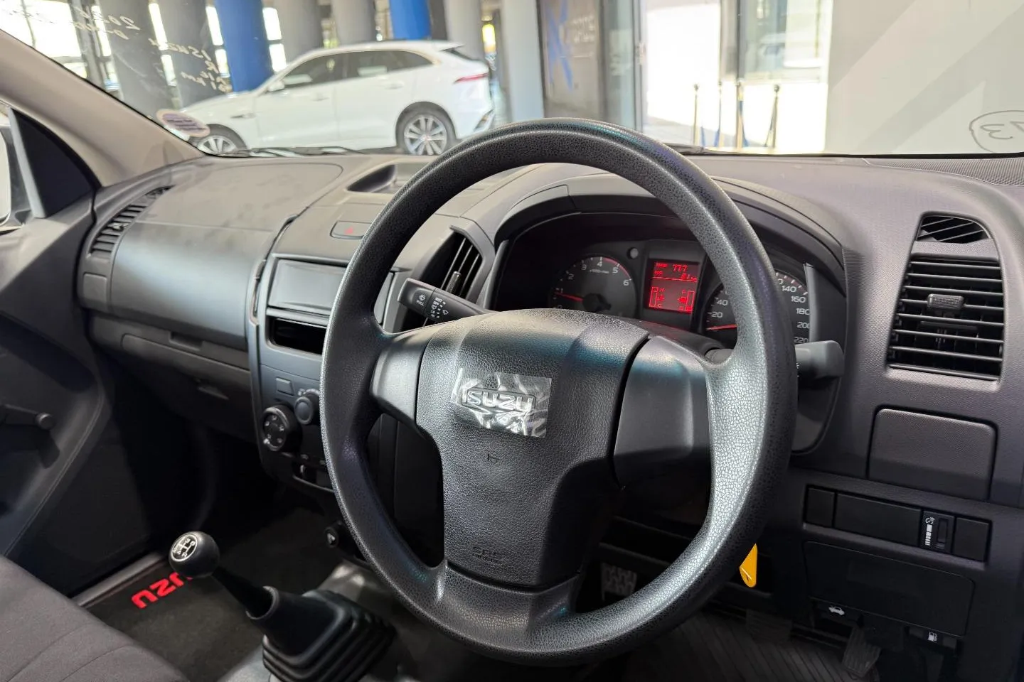 2026 Isuzu D-Max Gen 6 250C Single Cab, photo 13 of 21
