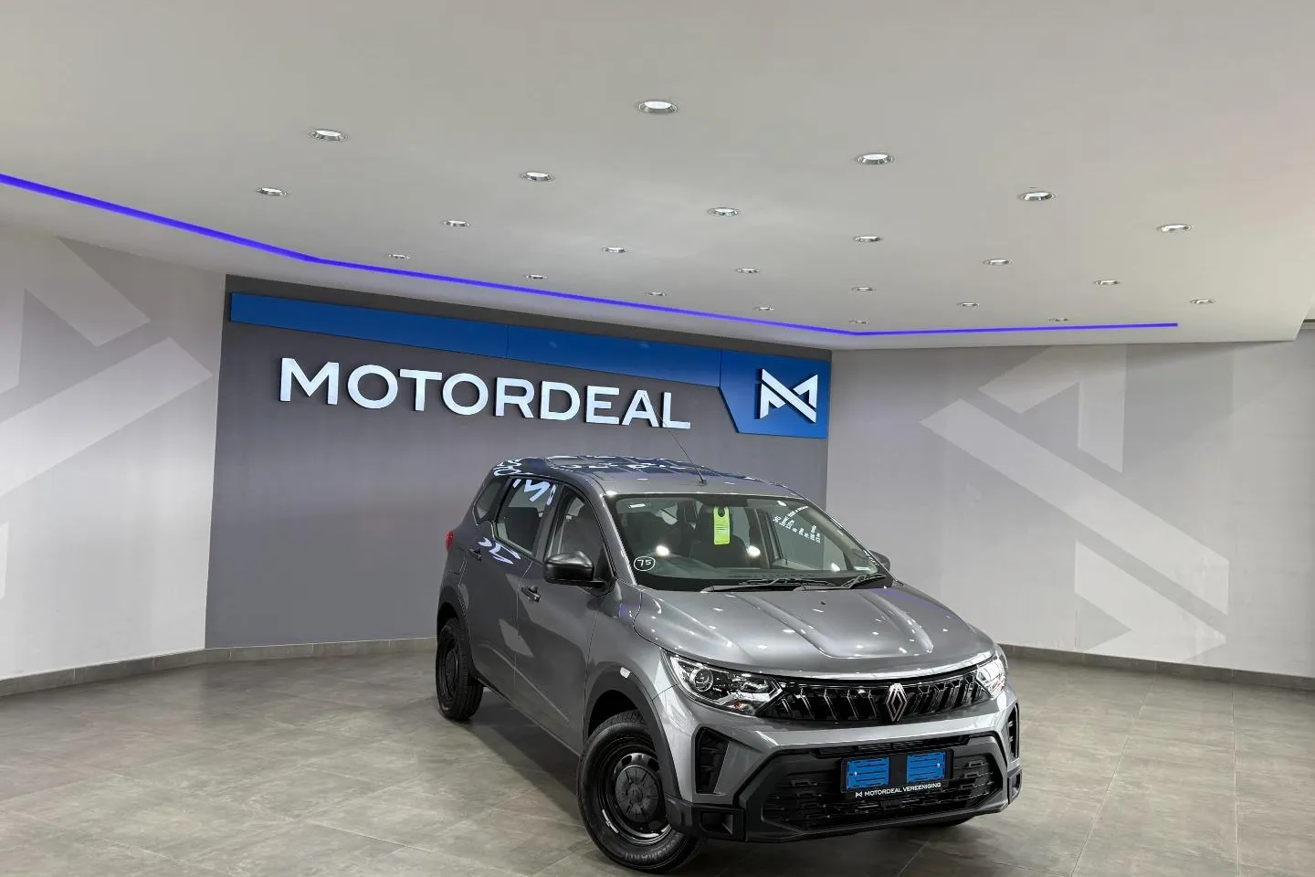 2026 Renault Triber 1.0 Evolution, photo 1 of 20