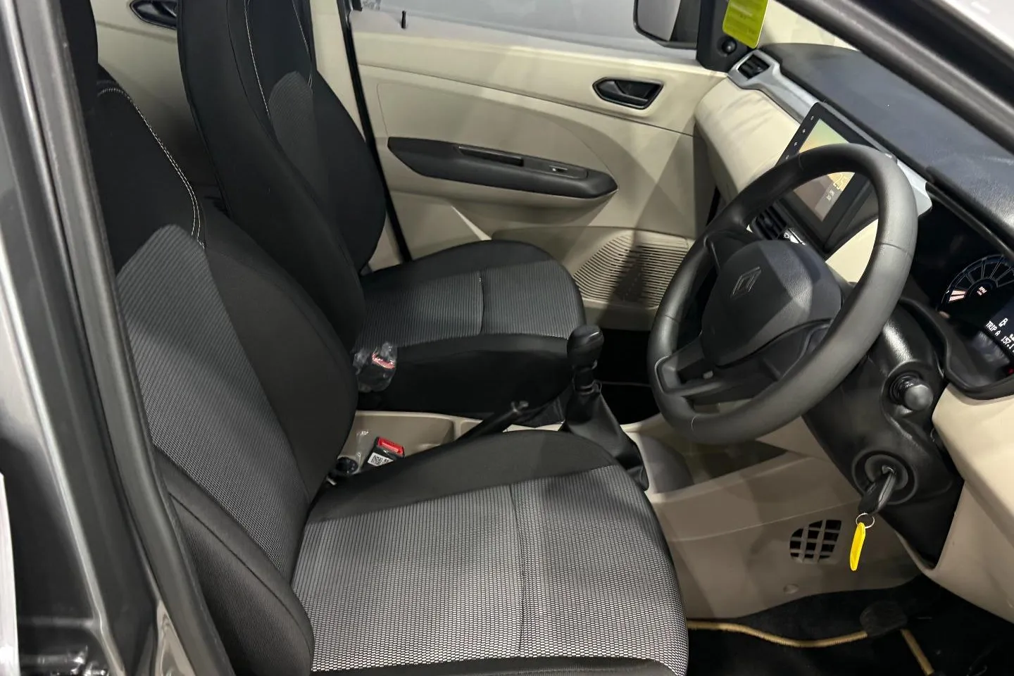 2026 Renault Triber 1.0 Evolution, photo 13 of 20