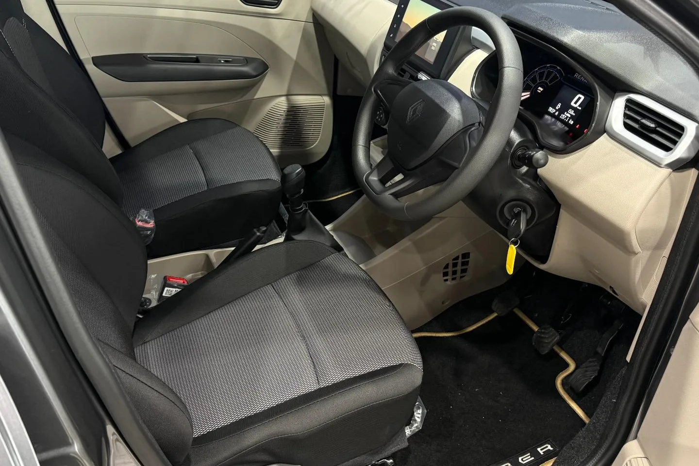 2026 Renault Triber 1.0 Evolution, photo 19 of 20