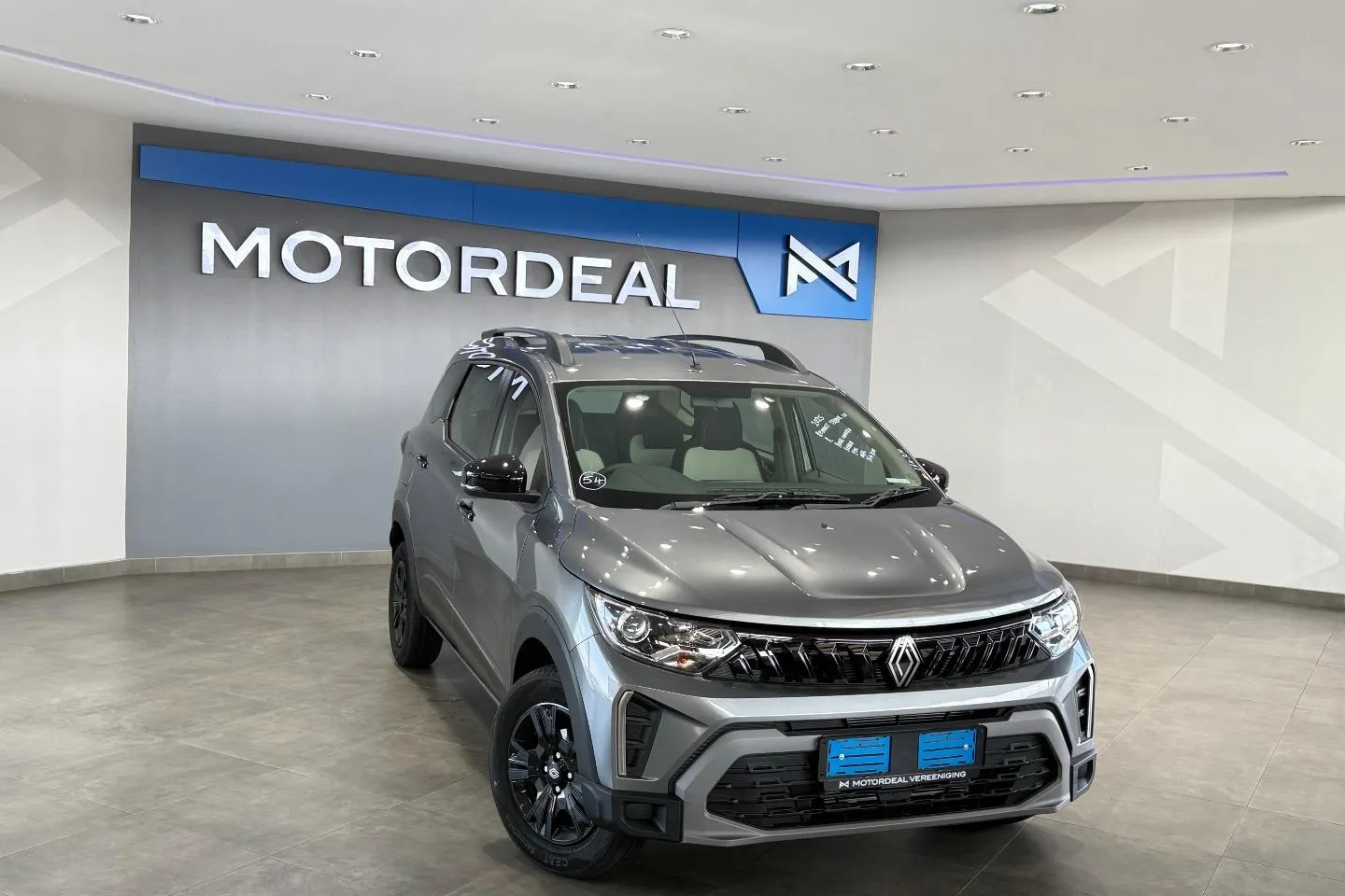 2026 Renault Triber 1.0 Techno, photo 1 of 25