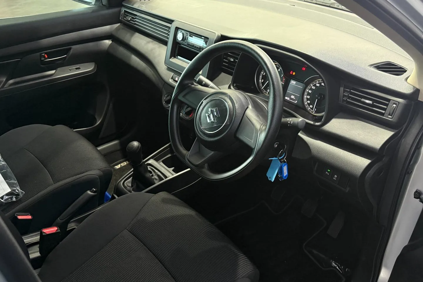 2026 Suzuki Ertiga 1.5 GA, photo 13 of 17