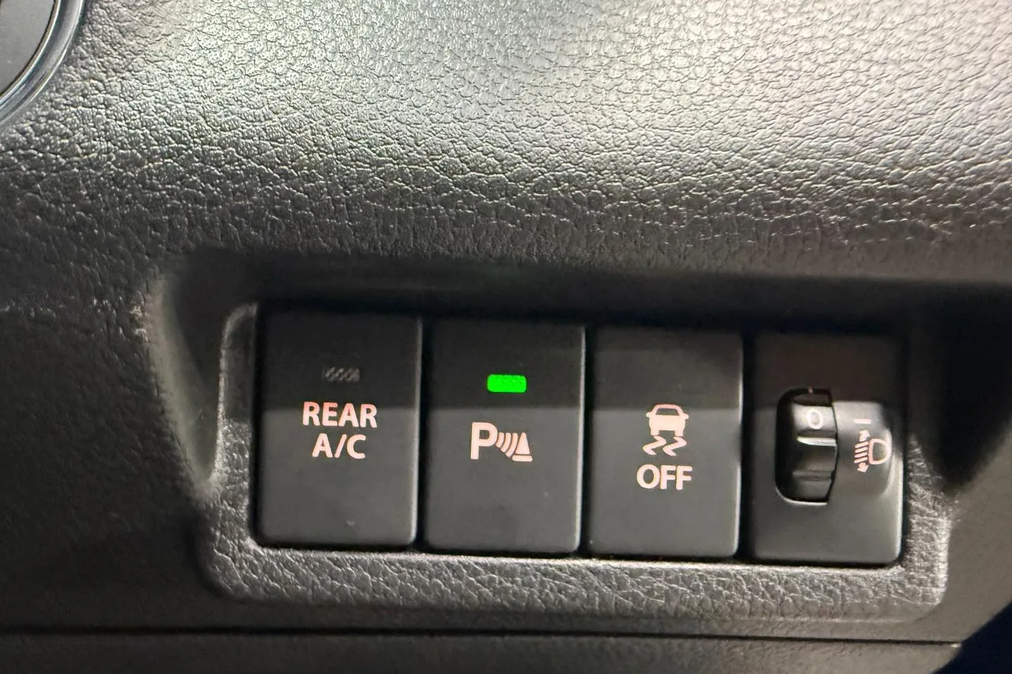 2026 Suzuki XL6 1.5 GL Auto, photo 9 of 28