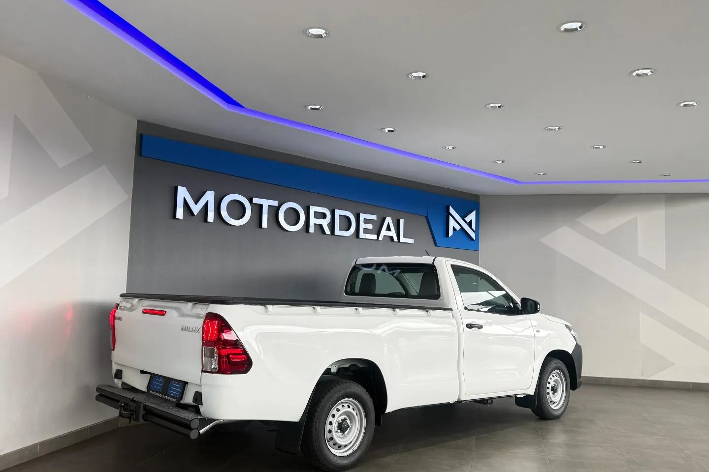 2026 Toyota Hilux 2.4GD Single Cab S (Aircon), photo 10 of 20