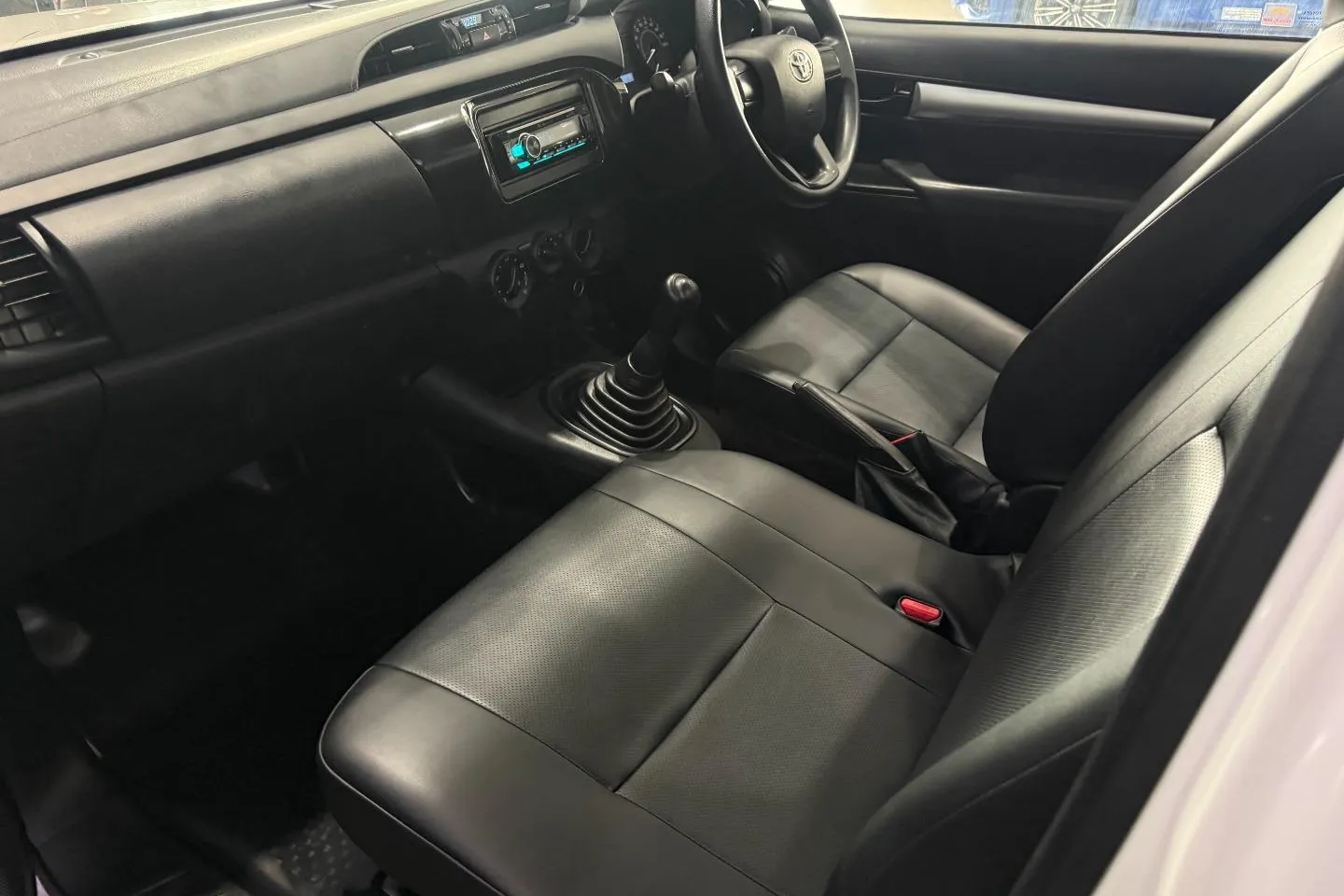 2026 Toyota Hilux 2.4GD Single Cab S (Aircon), photo 15 of 20
