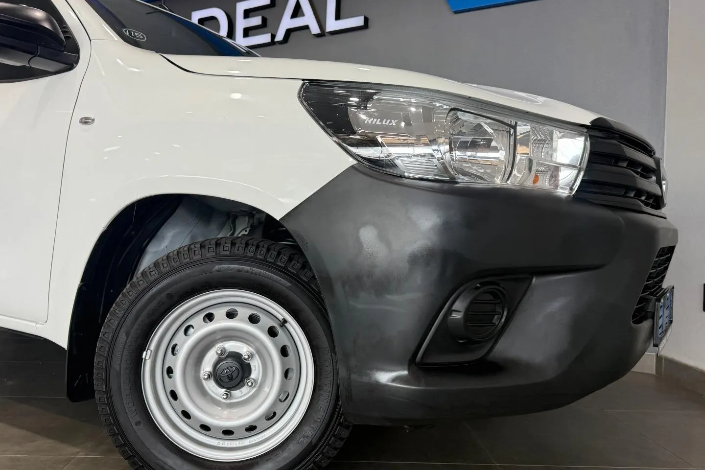 2026 Toyota Hilux 2.4GD Single Cab S (Aircon), photo 16 of 21
