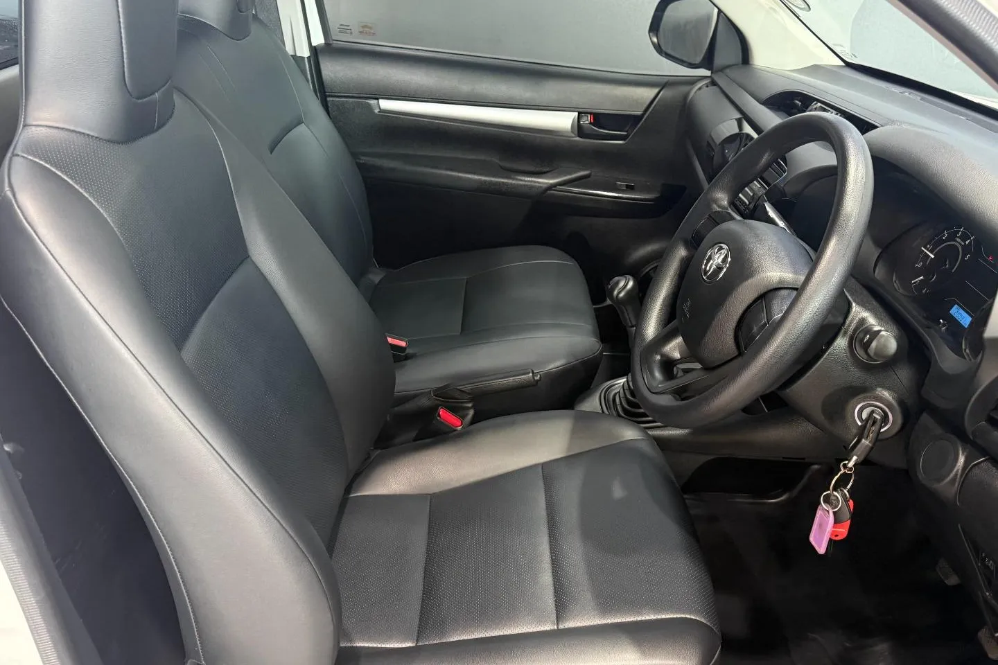 2026 Toyota Hilux 2.4GD Single Cab S (Aircon), photo 19 of 21