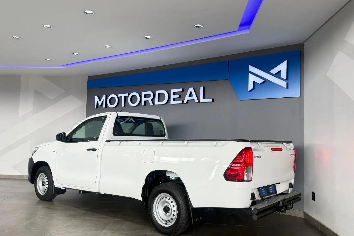 2026 Toyota Hilux 2.4GD Single Cab S (Aircon), photo 4 of 20