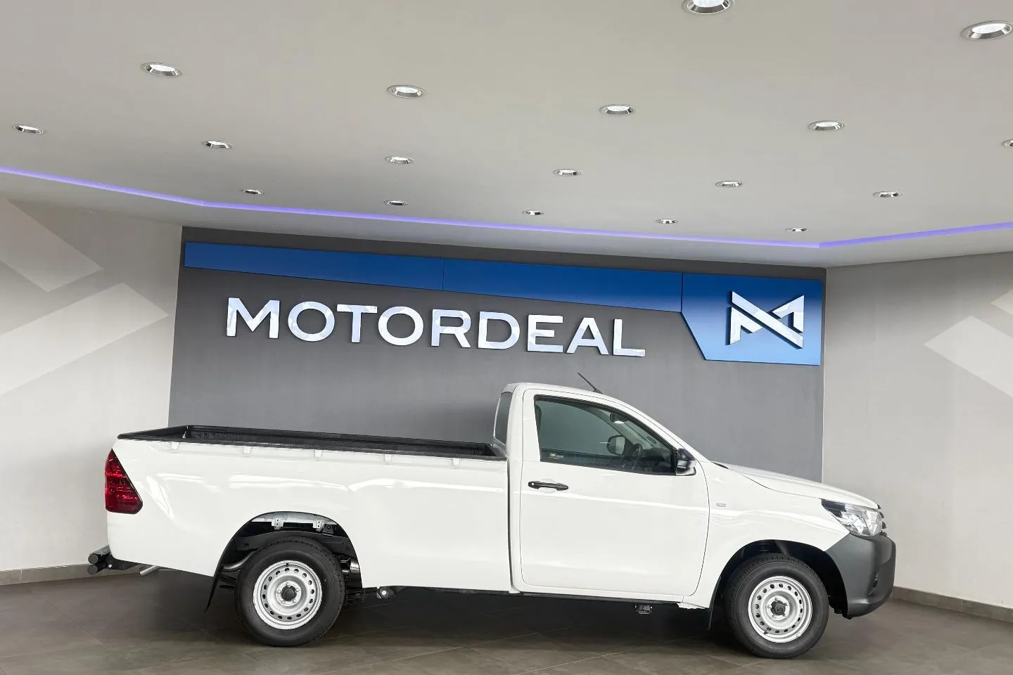 2026 Toyota Hilux 2.4GD Single Cab S (Aircon), photo 7 of 20
