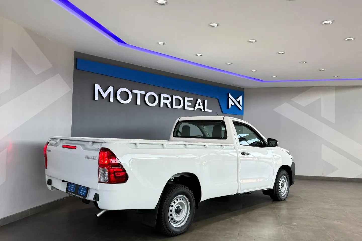 2026 Toyota Hilux 2.4GD Single Cab S (Aircon), photo 7 of 12