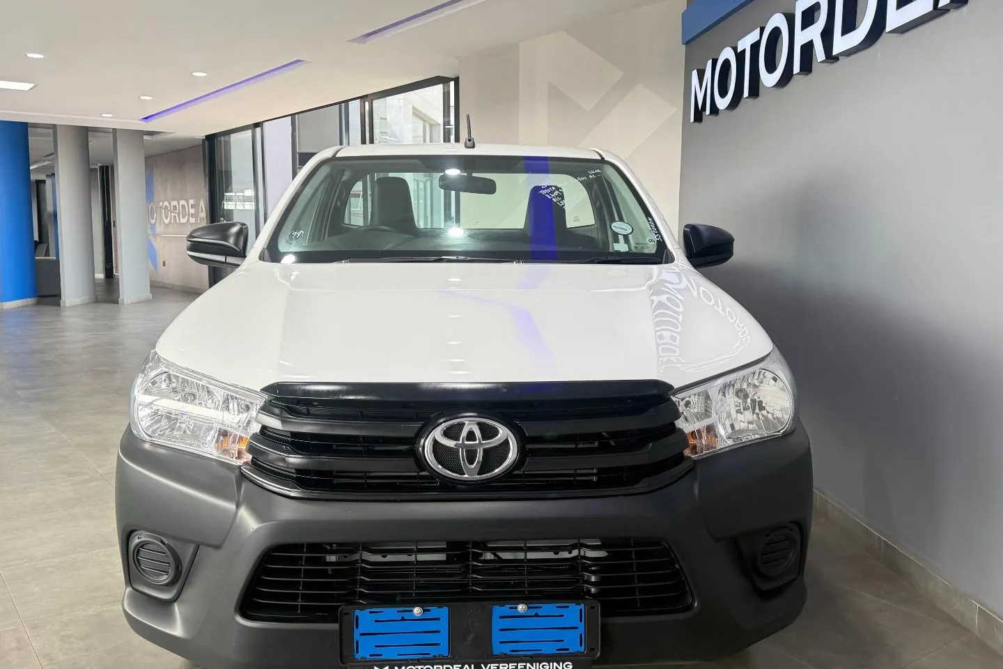 2026 Toyota Hilux 2.4GD Single Cab S (Aircon), photo 8 of 20