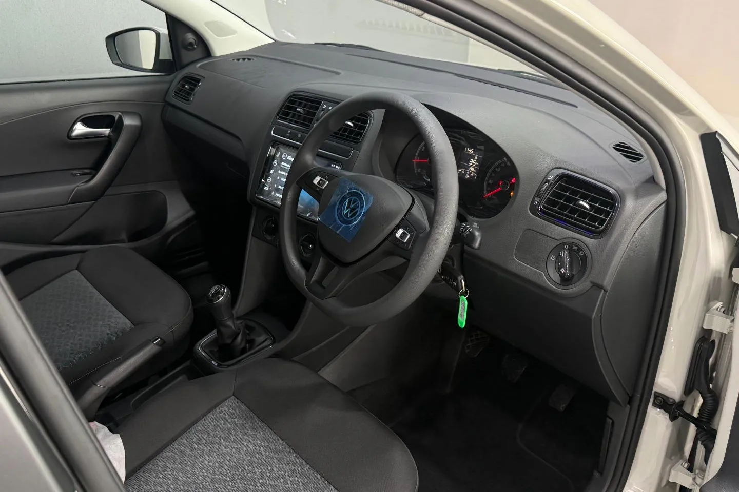 2026 Volkswagen Polo Vivo Hatch 1.4 Life, photo 14 of 20