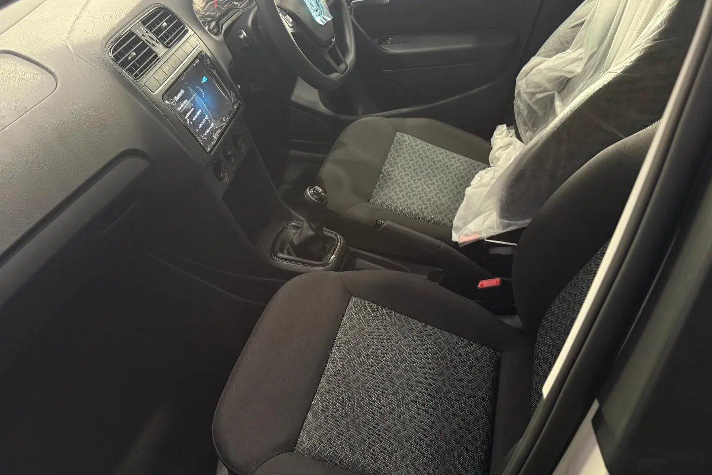 2026 Volkswagen Polo Vivo Hatch 1.4 Life, photo 19 of 20
