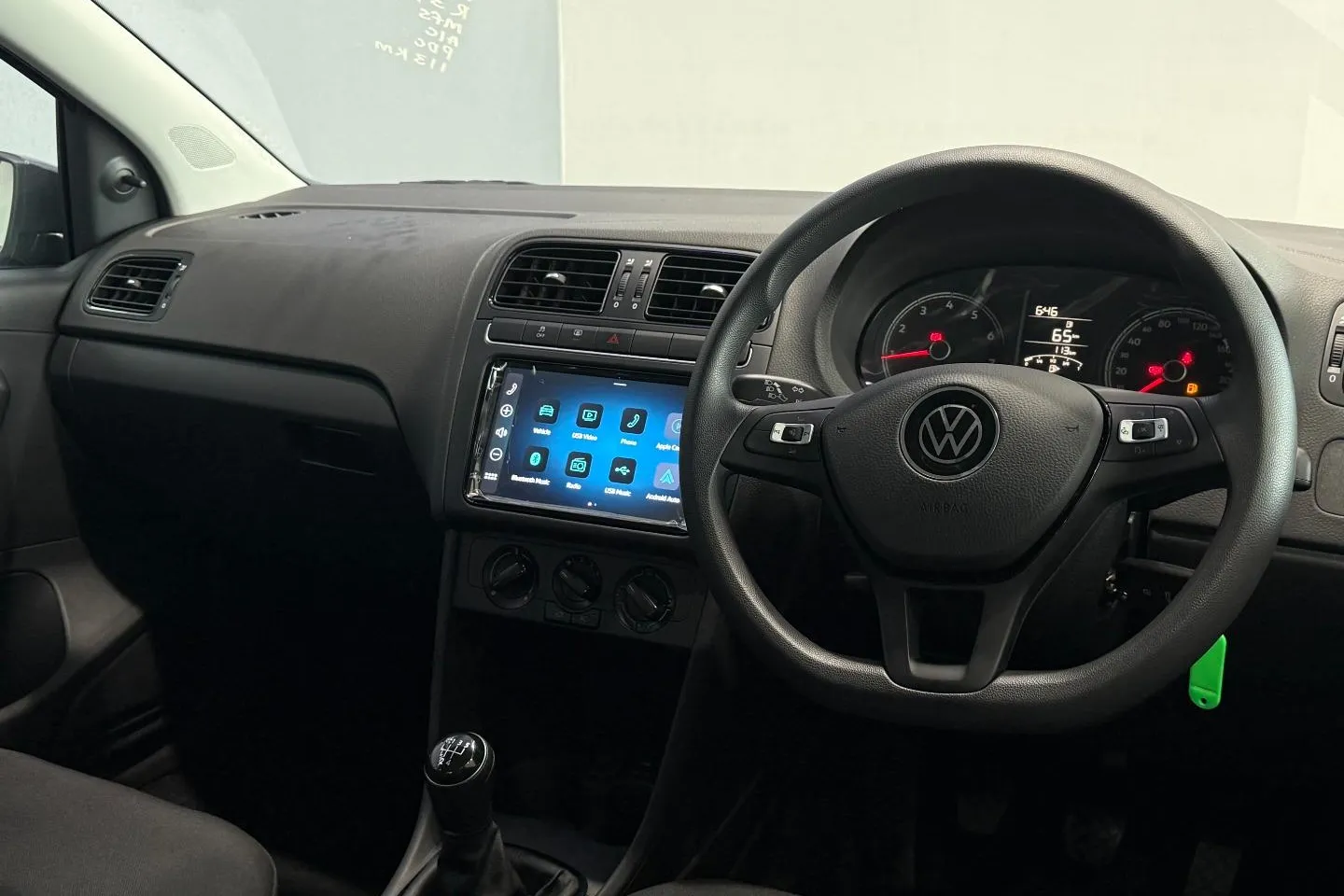 2026 Volkswagen Polo Vivo Hatch 1.4 Life, photo 23 of 24